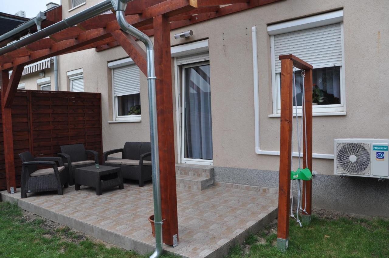 Gyorszem Apartman Екстер'єр фото